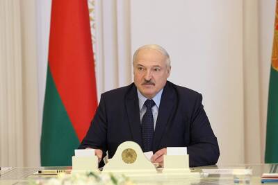Александр Лукашенко - Лукашенко потребовал от США не ляпать языком, обвиняя Минск - mk.ru - США - Белоруссия - Минск