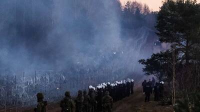 Белорусские силовики пытались ночью «прорубить окно в Европу» (ВИДЕО) - lenta.ua - Украина - Польша