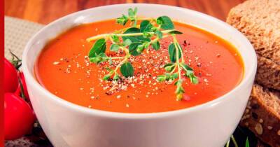 30 минут на кухне: рецепт томатного супа-пюре с базиликом - profile.ru - Россия - Италия - Польша