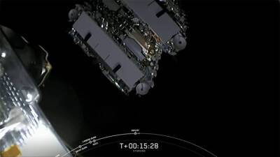 1842: SpaceX пополнила группировку спутников на орбите - vesti.ru - шт.Флорида