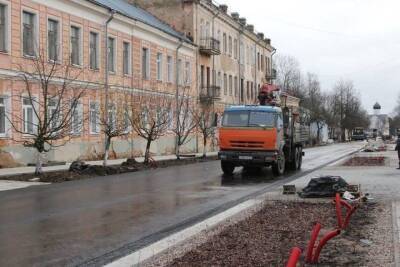 Сергей Бусурин - В Великом Новгороде завершают ремонт Ильиной улицы - mk.ru - Великий Новгород