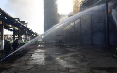 На заводе "Укрнафта" произошла авария: загорелись нефтепродукты - vchaspik.ua - Украина - Кременчуг