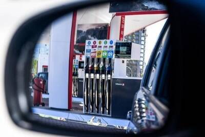 Евгений Аркуша - Россиян предупредили о резком скачке цен на бензин - newsland.com - Россия