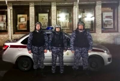 Пол Лодейный - В Лодейном Поле задержали воров, которые проникли в мебельный магазин - online47.ru - Россия - Ленинградская обл. - Санкт-Петербург
