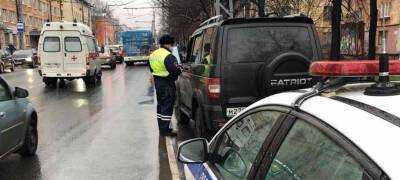 Водитель внедорожника в Петрозаводске рискнул жизнью своего ребенка - stolicaonego.ru - Петрозаводск