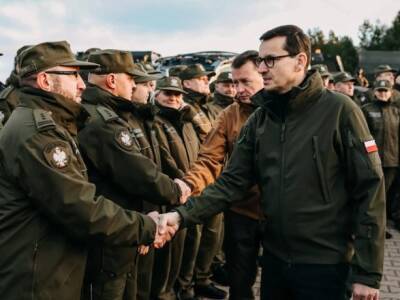 Матеуш Моравецкий - В ЕС обсуждают возможный созыв совета НАТО из-за ситуации на границе с Беларусью - unn.com.ua - Украина - Киев - Белоруссия - Польша - Литва - Латвия