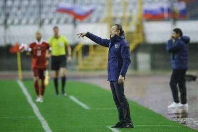 Валерий Карпин - Карпин взял вину за поражение сборной России в матче с Хорватией на себя - versia.ru - Россия - Хорватия