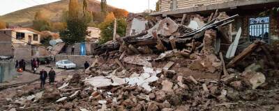 70 человек пострадали при землетрясении на юге Ирана - runews24.ru - Iran
