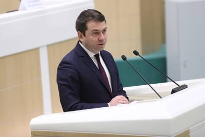 Андрей Чибис - Андрей Никитин - Российский губернатор ушел на самоизоляцию из-за COVID-19 в кругу близких - lenta.ru - Россия - Мурманская обл. - Новгородская обл.