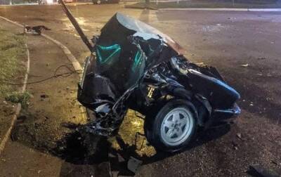 В ДТП в Ровно авто разорвало пополам - korrespondent.net - Украина