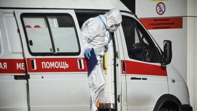 Трое отказавшихся от прививки медиков из Облучья заболели COVID-19 - svoboda.org - Россия - Еврейская обл.