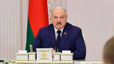Александр Лукашенко - Лукашенко хочет получить от России несколько дивизионов комплекса "Искандер", чтобы разместить их на западном и южном направлениях - bin.ua - Россия - Украина - Белоруссия
