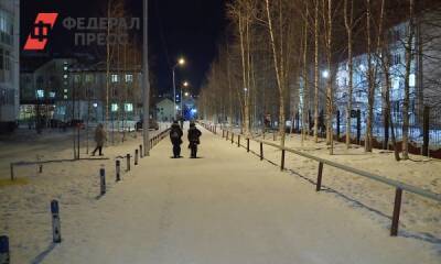 У входа в нижневартовскую школу № 42 спустя долгое время наладили освещение - fedpress.ru - Нижневартовск