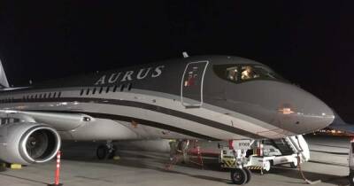 Вадим Лукашевич - Авиационный эксперт оценил новый самолет Aurus - ren.tv - Dubai