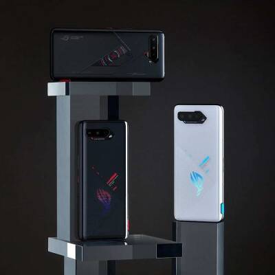 В России стартовал предзаказ игрового смартфона Asus ROG Phone 5s - actualnews.org - Россия
