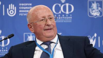 Александр Гинцбург - Гинцбург заявил, что у назальной вакцины от COVID-19 нет побочных эффектов - vm.ru - Россия