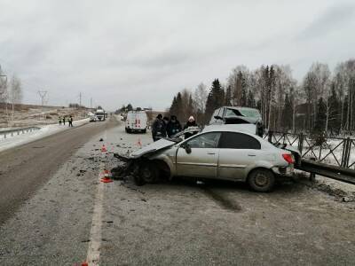 На Урале в ДТП на скорости 150 км/ч погибли супруги, их маленький сын в больнице - znak.com - Екатеринбург - Свердловская обл.