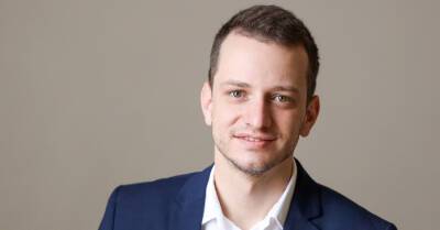 Сергей Никифоров - Алексей Устенко - Спикер президента опроверг, что "тысячу за вакцинацию" получат привитые после 19 декабря - kp.ua - Украина