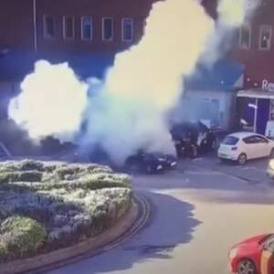 Появилось видео момента взрыва такси в Ливерпуле - reporter-ua.com - Англия