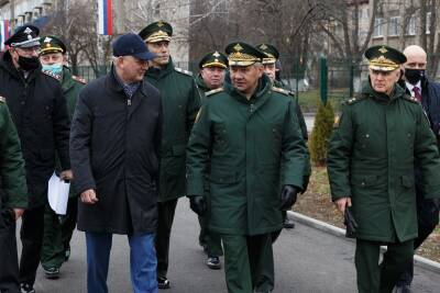 Сергей Шойгу - Александр Гусев - Развитие военных городков обсудил Сергей Шойгу с губернатором Воронежской области - gorcom36.ru - Россия - Воронеж - Воронежская обл.