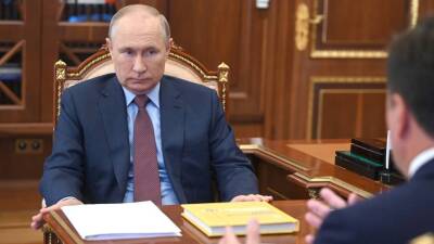 Владимир Путин - Читатели Daily Express признали, что Путин добьется своего в борьбе за запуск «СП-2» - inforeactor.ru - Россия - Англия