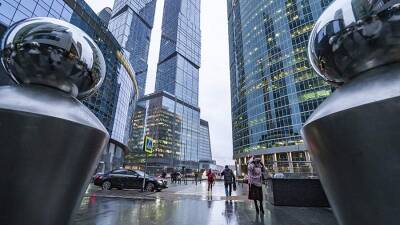 Михаил Леус - Синоптик предупредил о рекордно низком давлении в Москве в ближайшие дни - iz.ru - Москва - Израиль