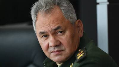 Сергей Шойгу - Сурен Папикян - Закир Гасанов - Шойгу призвал глав Минобороны Армении и Азербайджана прекратить эскалацию обстановки - russian.rt.com - Россия - Армения - Азербайджан