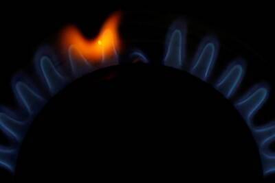 Газ в Европе подорожал до 1100 долларов - lenta.ru - Украина - Польша