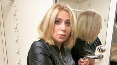 Алена Апина - Алена Апина устроила скандал из-за невыгодного ракурса: «Бабища с жирным лицом!» - 5-tv.ru