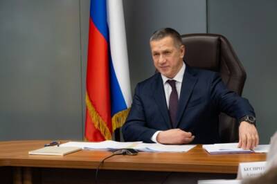 Юрий Трутнев - Юрий Трутнев посетил Владивостокский морской торговый порт - hab.aif.ru - Россия - Приморье край - Владивосток