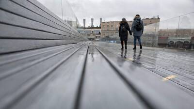 Евгений Тишковец - Москвичей предупредили о рекордно низком атмосферном давлении - iz.ru - Москва - Израиль