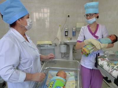 Около 1,4 млрд руб. направлено в Приморье на выплаты семьям, в которых родился третий ребенок - interfax-russia.ru - Приморье край - Владивосток
