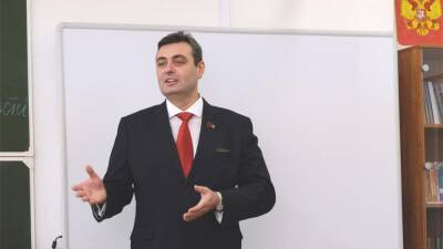 Артем Самсонов - Задержанного приморского депутата обвиняют в растлении 11 -летнего ребенка - newdaynews.ru - Россия - Приморье край - Владивосток