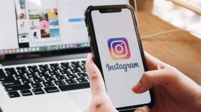Instagram стал просить у пользователей подтвердить свою личность через видео-селфи - inforeactor.ru - Англия - Twitter