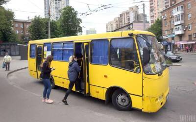 Владельцы маршруток отреагировали на повышение цен на проезд в Киеве - lenta.ua - Украина - Киев