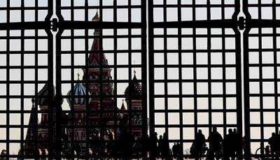 Це фашизм, крихітко: Кремль хоче контролювати розум громад - ukrinform.ru - Украина - Росія