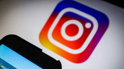 Instagram начал запрашивать видеоселфи для подтверждения личности - iz.ru - Англия - Израиль