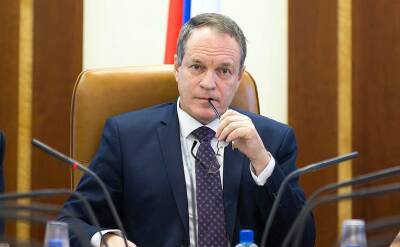 Александр Башкин - «Одурманивают людей»: сенатор предложил «разжаловать» врачей-антипрививочников - bloknot.ru