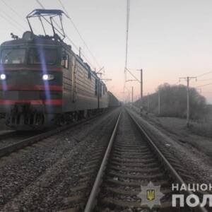 Под Харьковом женщина попала под два поезда - reporter-ua.com - Украина - Харьковская обл. - Харьков - район Богодуховский