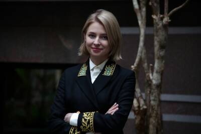 Наталья Поклонская - Поклонская предложила депутатам пожить «как простые люди» - mk.ru - Кабо Верде