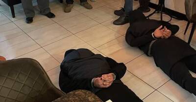 Под Херсоном СБУ повязала рэкетиров: требовали у жертвы более миллиона выкупа - kp.ua - Украина - Армения - Херсон - Херсонская обл.