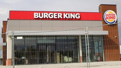 Украинцев в Польше возмутило название нового блюда в Burger King - iz.ru - Израиль - Польша