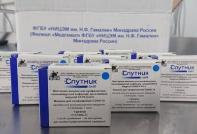 Евгений Тимаков - В Петербурге израсходовали 60% новой партии вакцины «Спутник Лайт» - online47.ru - Санкт-Петербург
