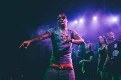 В США убит рэпер Young Dolph - aif.ru - США
