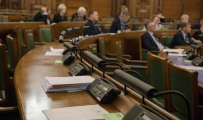 Сейм Латвии просчитался: закон о вакцинации депутатов сыграл на руку ковид-диссидентам - lv.baltnews.com - Латвия