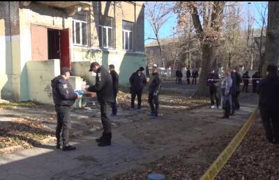 Сослуживец застрелил украинского полицейского: отомстил за оскорбления матери, видео - politeka.net - Украина