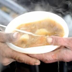 В Запорожье работают пункты горячего питания для бездомных - reporter-ua.com - Запорожье - Александровск