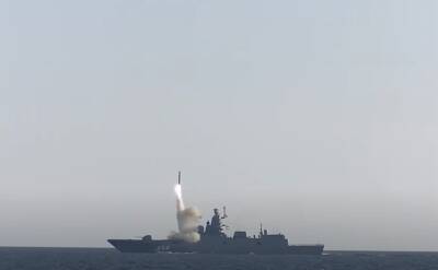 Гиперзвуковая ракета «Циркон», запущенная с борта фрегата «Адмирал Горшков», поразила морскую мишень - topwar.ru