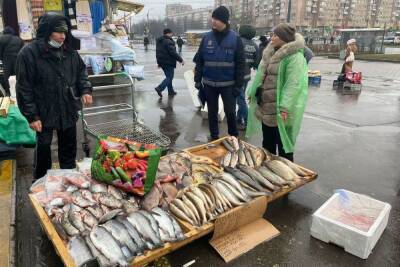 Незаконные торговые павильоны снесли у семи станций петербургского метро - spb.mk.ru - Санкт-Петербург - Кировск