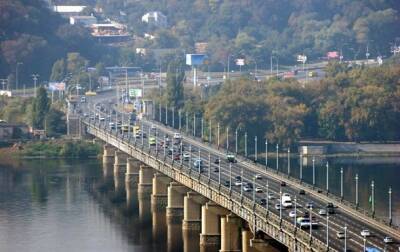 В Киеве на мосту Патона демонтировали одну из колонн - korrespondent.net - Украина - Киев